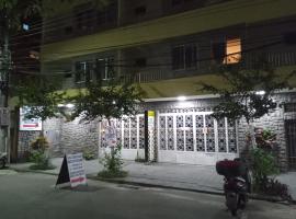 Sollarium GINI Suítes，位于瓜拉派瑞的酒店