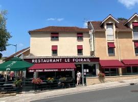 HOTEL LE FOIRAIL，位于菲雅克的酒店