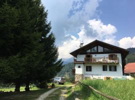 CASA BERNARD Zortea VANOI cuore verde del Trentino，位于圣博沃的度假屋