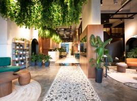 绿蔓酒店 – 万豪旅享家设计酒店品牌成员，位于哥打京那巴鲁Imago购物中心附近的酒店