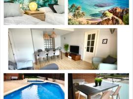 SeaHomes Vacations, FENALS BEACH&CHIC, pk, top apartment full equipped，位于罗列特海岸Golf Lloret Pitch and Putt附近的酒店