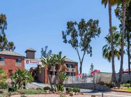 RAMADA POWAY, 12448 POWAY RD, POWAY, CA, 92064-4303，位于波威的酒店