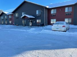 Hibbing Inn & Suites，位于Hibbing的酒店