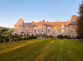 Le Château de la Roque-Logis Hôtels，位于Hébécrevon的乡间豪华旅馆