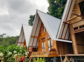 Green Paradise Pagar Alam Resort Mitra RedDoorz，位于Bumiagung的酒店