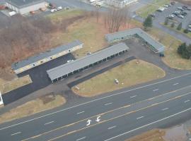 SKYVIEW MOTEL，位于Castleton-on-Hudson的酒店