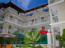 Three Kings Hotel，位于海地角国际机场 - CAP附近的酒店