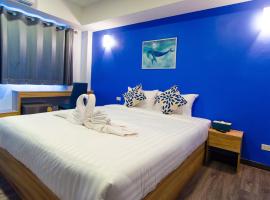 Bleu Marine Sattahip Hotel，位于Ban Nong Sa的酒店