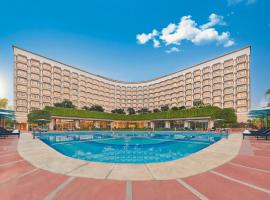 新德里泰姬陵酒店，位于新德里的酒店
