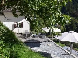 Stilfser Häuschen mit Blick auf König Ortler