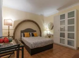 Piazza Navona & Pantheon Central Apartment