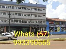 Portaria e circulação de hóspedes só até 23 horas - Reabre às 5 horas - Compartilhado Tompell Hostel