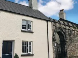 Church Gate Cottage - Bridestowe