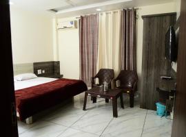 Sharma Guest House, Himachal Pradesh，位于康格拉的酒店