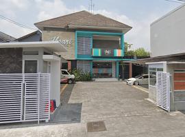 Sans Hotel Absari Yogyakarta，位于Durenan的酒店