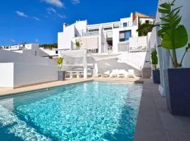 Stunning, Luxury Home in Gaucin Town, Heated pool