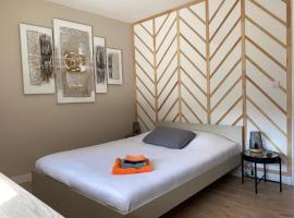 Chambre privée 14m - Wifi - Appart' 120m，位于沃伊皮的酒店