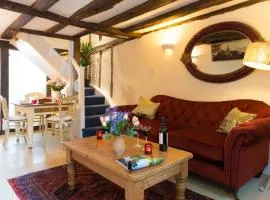 Meddlars a historic cottage on the countryside edge of a vibrant Market Town