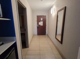 HOLIDAY INN EXPRESS PORT RICHEY, 10619 US HIGHWAY 19, PORT RICHEY, FL, 34668-2859，位于里奇港的酒店