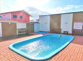 Estúdio e Suítes com Piscina, churrasqueira, AR Split, WIFI - 6x sem juros no cartão，位于贝卢港的酒店