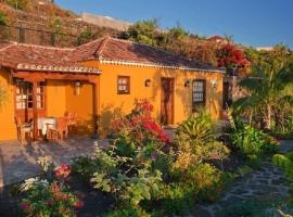 Casa Los Mangos，位于丰卡连特德拉帕尔马的度假屋
