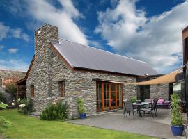 Maytime Cottage - Arrowtown Holiday Home，位于箭镇的酒店