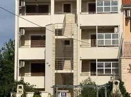 Villa DA