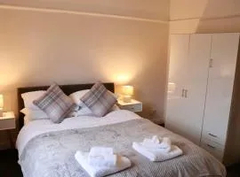 Entire Family Vacation Home . WiFi . FREE Parking
