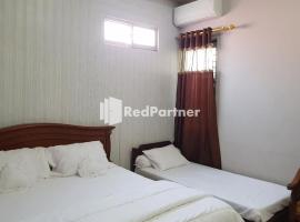 Homestay Lotus Bangka Mitra RedDoorz，位于邦加槟港的酒店