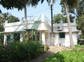 Bhitey Homestay SIMANTAPALLY / SHANTINIKETAN，位于桑蒂尼盖登的酒店