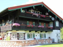 Haus Mariengrund，位于柯尼希斯湖畔舍瑙的旅馆