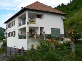 Casa Rural Mantxoalorra，位于奥查加维亚的酒店