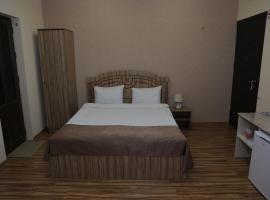 Hotel H Resort，位于Vagharshapat的酒店