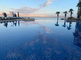 Samarah Dead Sea Resort Studio-CP6 Traveler Award 2023 Winner，位于索瓦马的度假短租房