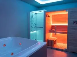 Skyline Rooms & Suites