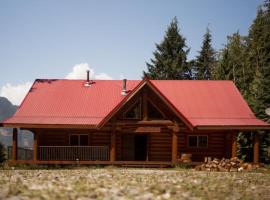 Pitt River Lodge，位于Pitt Meadows的酒店
