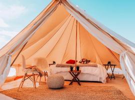 Wander Camp Grand Canyon,位于瓦莱的酒店