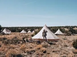 Wander Camp Grand Canyon，位于瓦莱的度假短租房