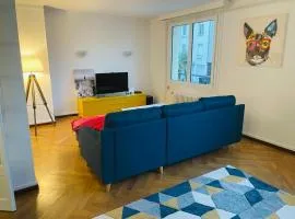 Charmant appartement de cœur de ville - 2 chambres lits Queen size - NETFLIX - WIFI