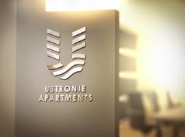 Ustronie Apartments z widokiem na morze 20 m do plaży，位于尤斯托尼莫斯基的海滩短租房