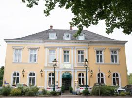 Heerens Hotel，位于埃姆登的酒店
