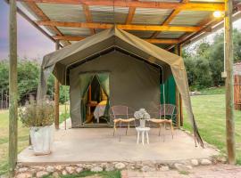 Schoemanshoek Glamping，位于奥茨胡恩的酒店