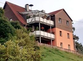 Schöne und ruhige Ferienwohnung in Ottendorf，位于塞布尼茨的度假短租房