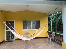 Casa Verónica a 2 kilometros del IRTRA，位于雷塔卢莱乌Las Delicias附近的酒店