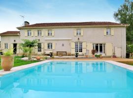 Holiday Home Aucéloun by Interhome，位于Nassiet的酒店