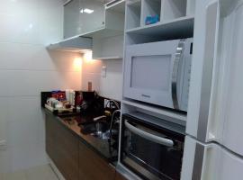 Apartamento completo A42 Flat Centro，位于莫日-达斯克鲁济斯弗朗西斯科·马奎斯·菲格拉体育场附近的酒店