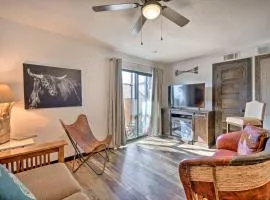 Rustic Fort Worth Getaway about 4 Mi to Downtown!