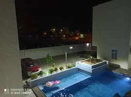 Sol y playa en Santorini Blue, lindo y cómodo dep