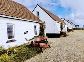 Doonbeg Holiday Cottages，位于敦贝格的酒店