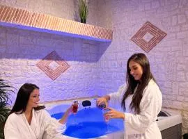 Suite Privative Jacuzzi Sauna de la Villa Del Castagnol